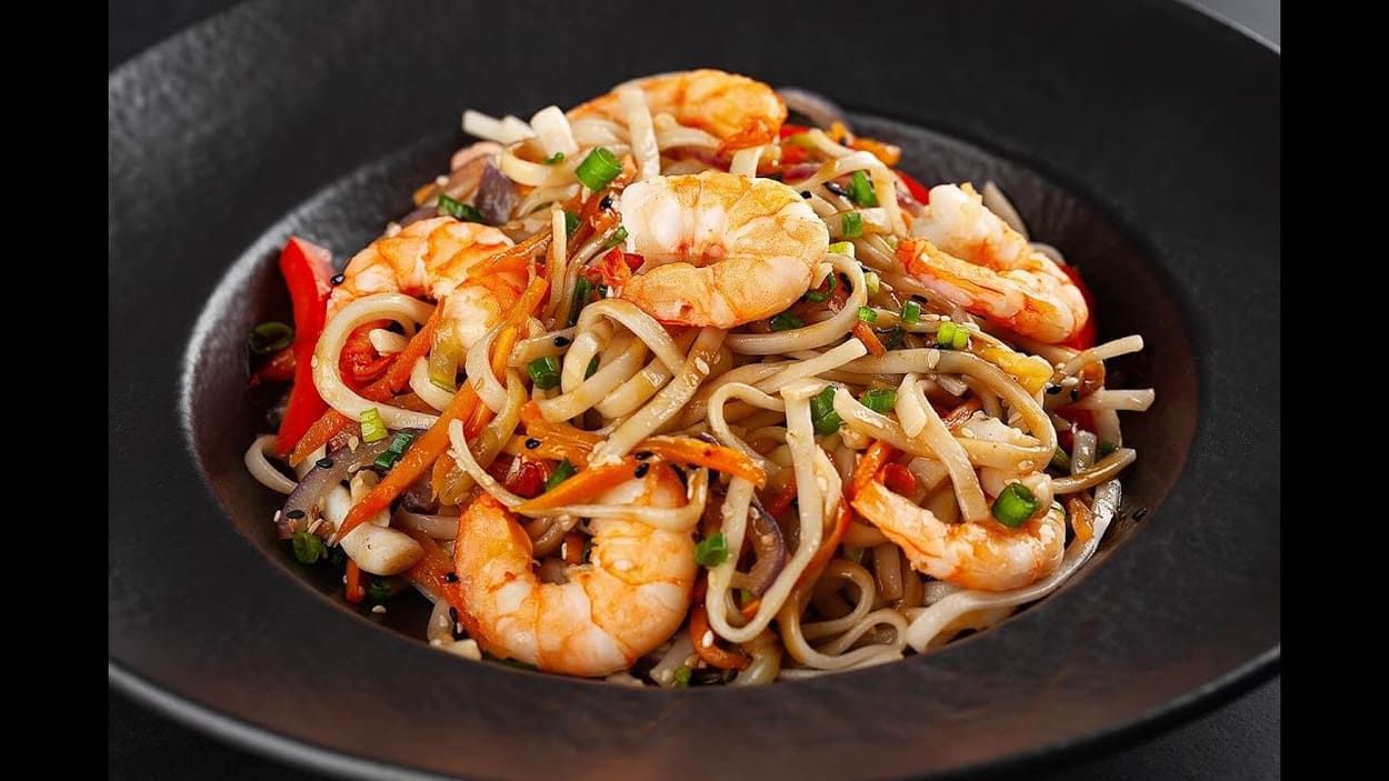 🍜 Что попробовать из еды?