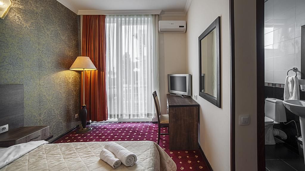 hotel photo