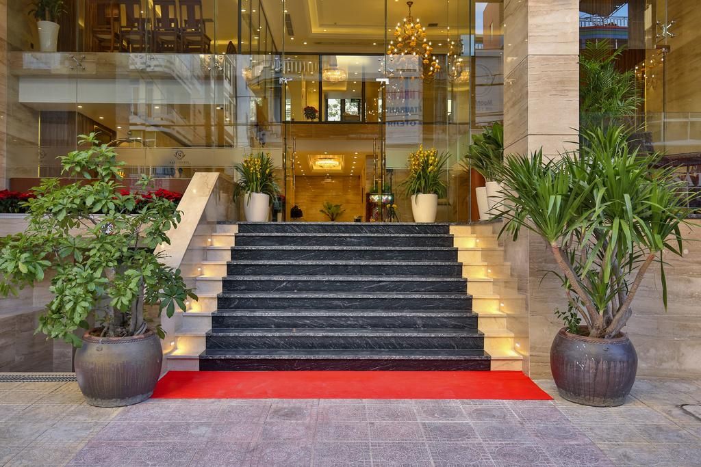 sata hotel 4*
