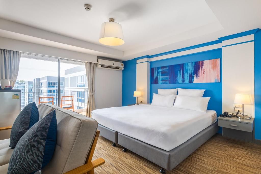 journeyhub pattaya central (ex.oakwood hotel joumeyhub) 4*