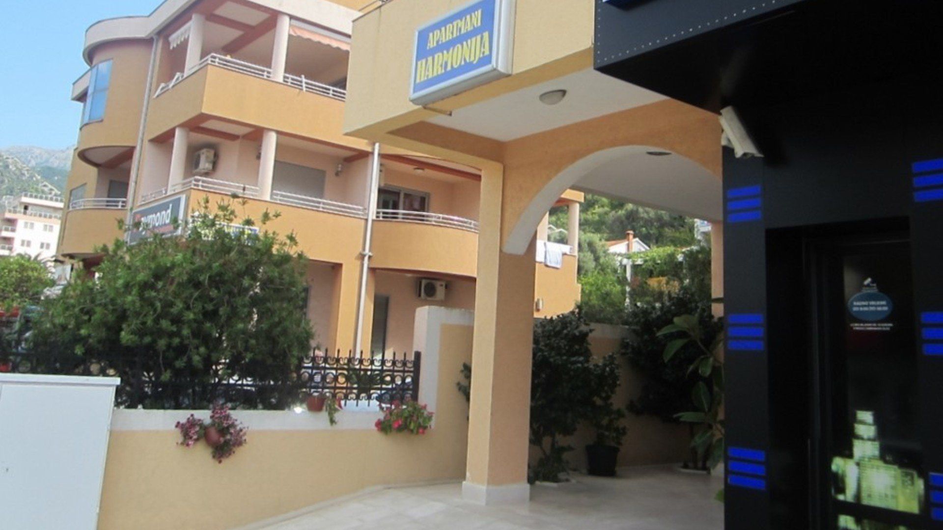 hotel photo