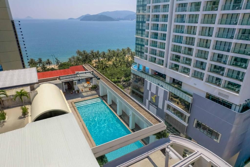 rembrandt hotel (ex. merperle sea & sun; best western sea & sun; hon tam sea & sun) 3*