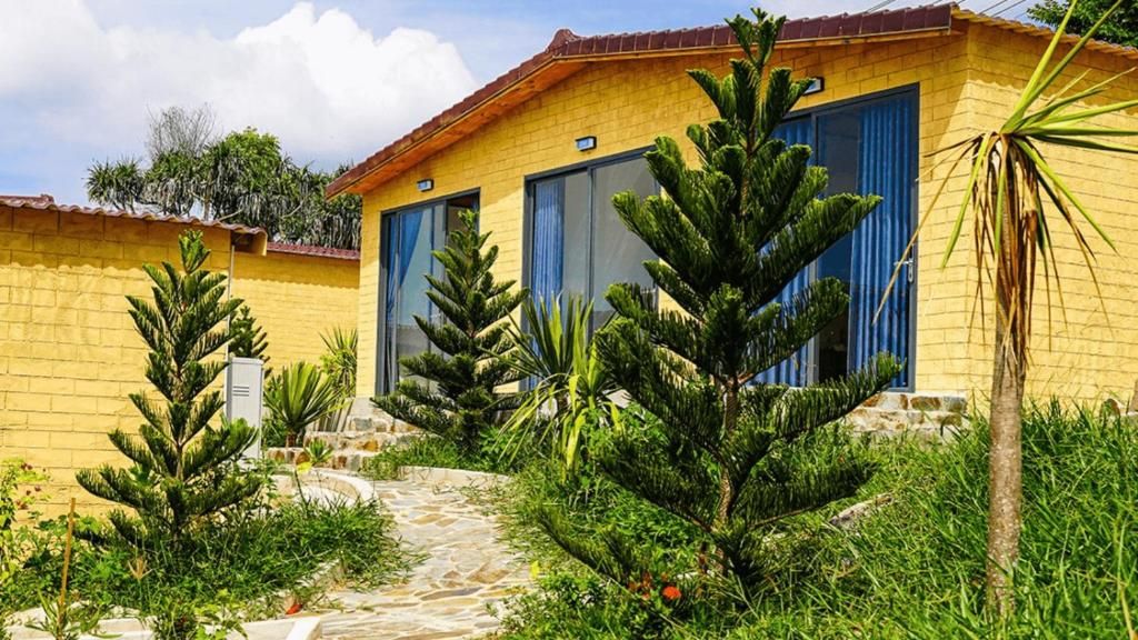 adora kega beach resort 4*