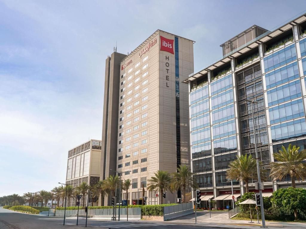 ibis one central hotel 3*