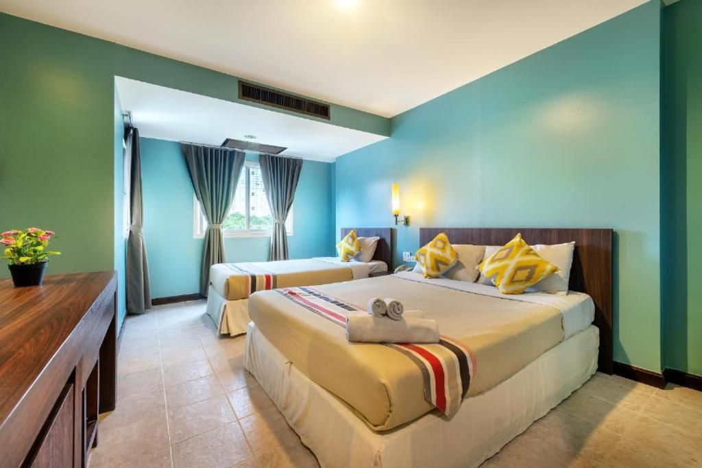 the jomtien twelve (ex. jomtien twelve boutique) 3*