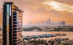 movenpick dubai creek (ex. golden sands hotel creek; hilton dubai creek) 5*