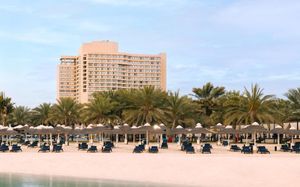 intercontinental abu dhabi 5*