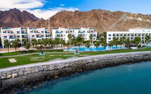 radisson blu resort fujairah 5*