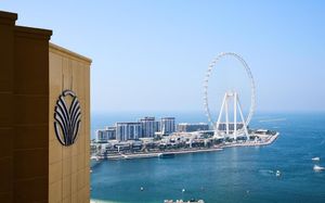 amwaj rotana - jumeirah beach 5*