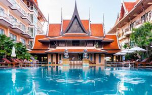 nipa resort, patong beach 3*