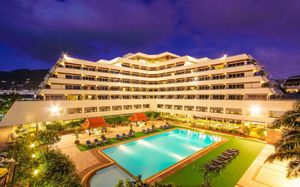 patong resort hotel 4*