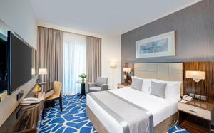 hawthorn extended stay by wyndham abu dhabi city center (ex. hawthorn suites by wyndham abu dhabi city center) 4*