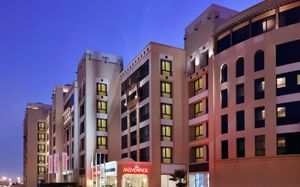 movenpick hotel apartments al mamzar dubai 5*