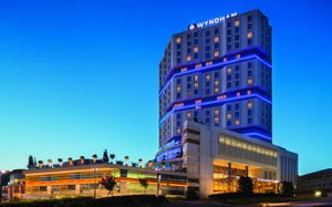 wyndham grand istanbul europe 5*