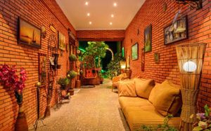 british house boutique hotel 4*
