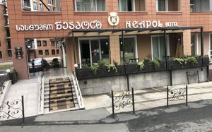 neapol boutique hotel