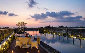 santika seminyak bali 3*