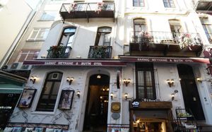 sarnic hotel