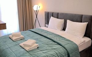 aparthotel holiday lux batumi