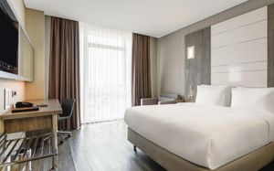 ramada encore istanbul bayrampasa 4*