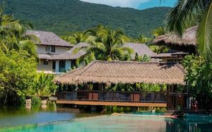 sanya yalong bay villas & spa 5*