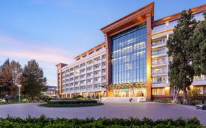 chinar hotel & spa naftalan 5*