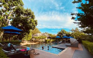 perennial resort 3*