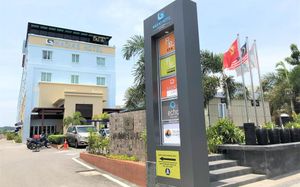 nadias hotel cenang 3*