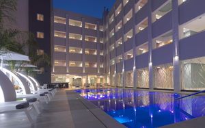 melrose hotel 4*