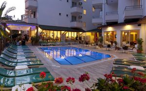 kleopatra remi hotel 4*