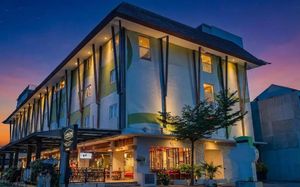 zest legian by swiss-belhotel international (ex. zest hotel legian) 3*