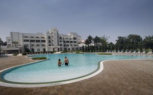 garabag resort & spa naftalan 5*