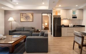 aspira residence ruamrudee 4*
