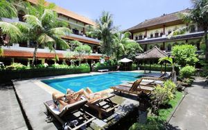 bakung sari resort 3*