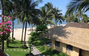 bamboo village beach resort & spa 4*