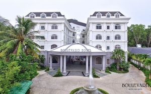 boulevard hotel 3*