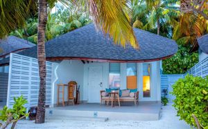 centara grand island resort & spa maldives 5*