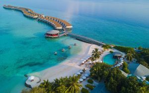 centara ras fushi resort & spa 4*