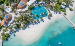 holiday inn resort kandooma 4*
