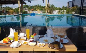 pinnacle boutique villa