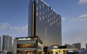 novotel sharjah expo centre 4*