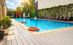 holiday inn telavi 4*
