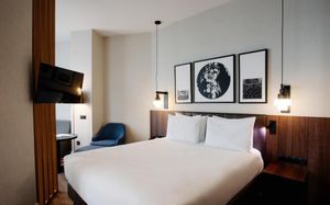 holiday inn telavi 4*