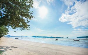 blue beach grand resort and spa (ex. chalong beach hotel & spa) 5*