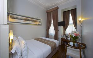 taxim lounge hotel 4*