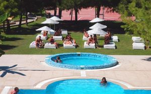 flora suites hotel 4*