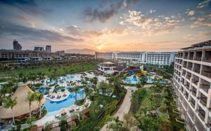 shangri-la's sanya resort & spa 5*