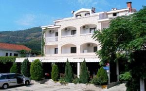 hotel grbalj 3*