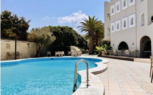 karteros hotel 3*