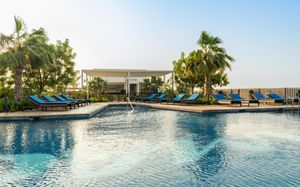 radisson hotel dubai damac hills 5*
